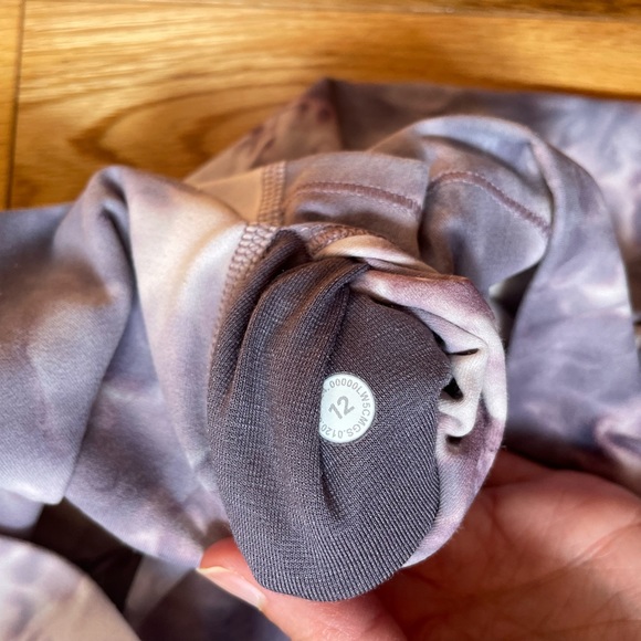 Lululemon Align Leggings - Picture 4 of 6